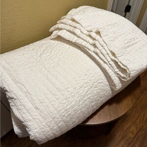 White Tencel Quilt with Shams